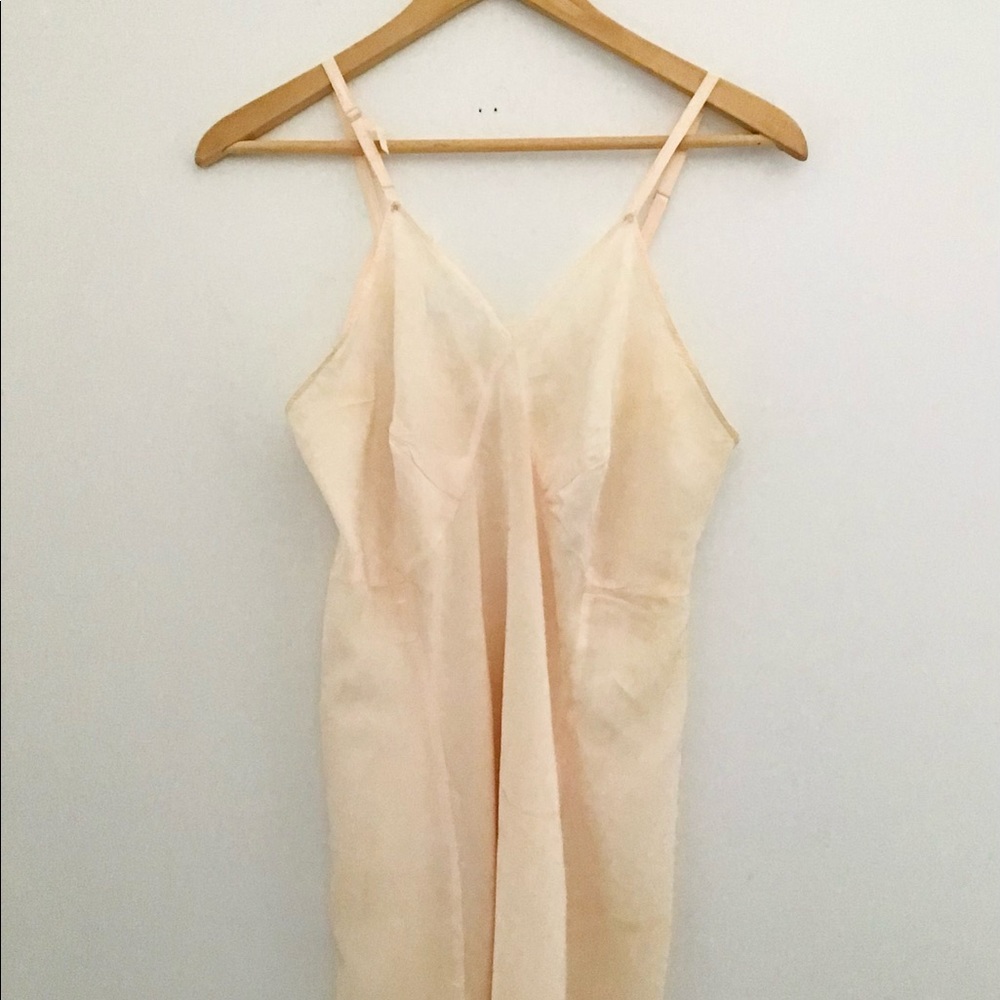 Vintage Pale Peach Nylon Slip
